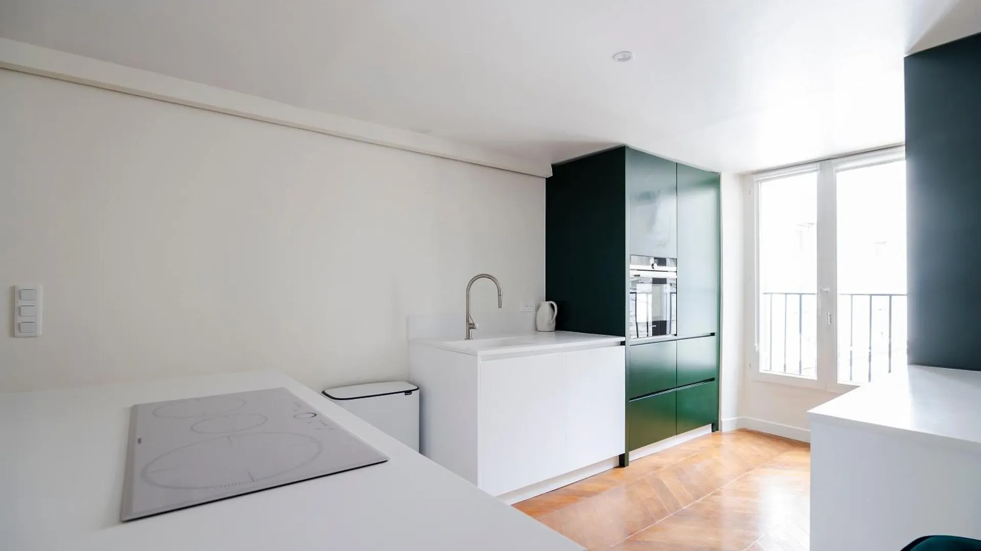 Veeve - Chic By Bonne-nouvelle